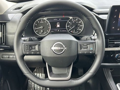 New 2026 Nissan Pathfinder SV FWD image 31