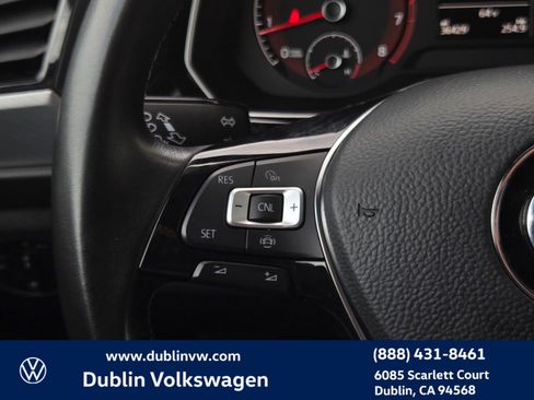 Certified 2020 Volkswagen Jetta R-Line w/ R-Line Cold Weather Package image 23