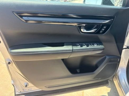 Used 2025 Honda CR-V EX-L image 14