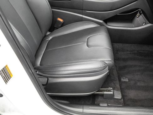 Used 2023 Hyundai Santa Fe XRT image 40