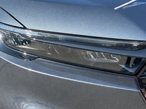 Used 2026 Honda CR-V Sport image 32