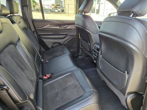 Certified 2023 Jeep Grand Cherokee Altitude image 29