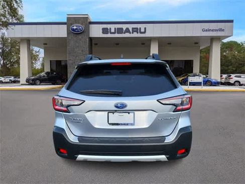New 2025 Subaru Outback Limited image 4