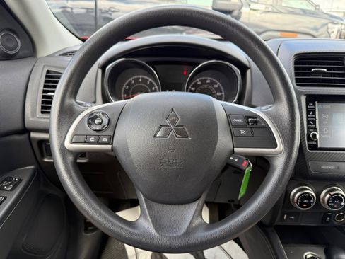 Used 2023 Mitsubishi Outlander Sport ES image 21