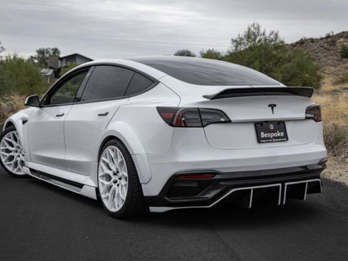 Used 2021 Tesla Model 3 Standard Range Plus image 2