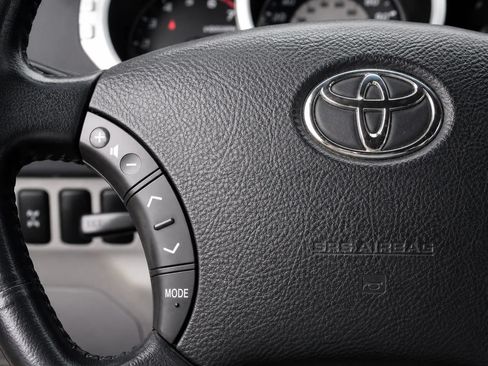 Used 2003 Toyota 4Runner Sport AWD/4WD image 12
