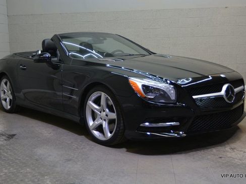 Used 2013 Mercedes-Benz SL 550 image 1