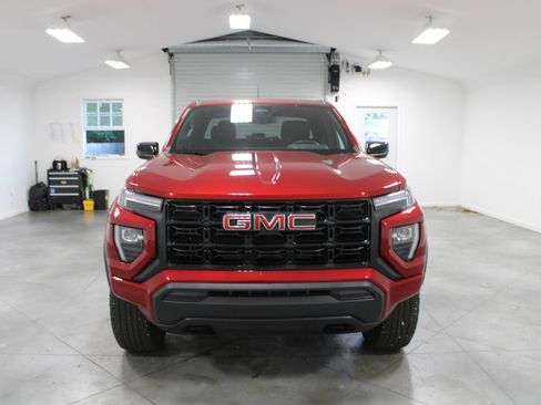 Used 2024 GMC Canyon Elevation w/ Trailering Package RWD image 3