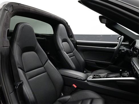 Used 2021 Porsche 911 Targa 4S image 14