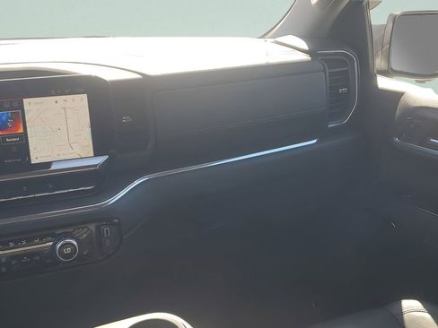 Used 2023 GMC Sierra 1500 SLT w/ X31 Off-Road Package image 26