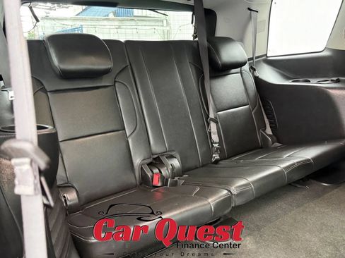Used 2018 GMC Yukon SLT w/ Premium Edition AWD/4WD image 19