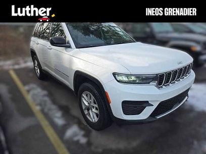 Used 2023 Jeep Grand Cherokee Laredo w/ Luxury Tech Group I