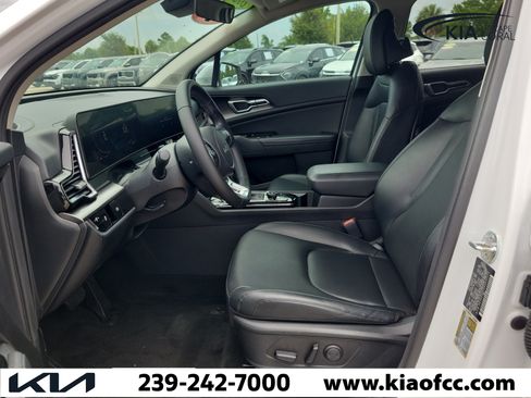 Certified 2024 Kia Sportage EX FWD image 19