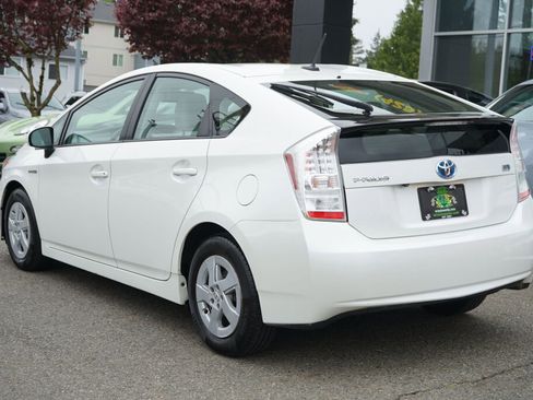Used 2011 Toyota Prius Four w/ Navigation Pkg image 3