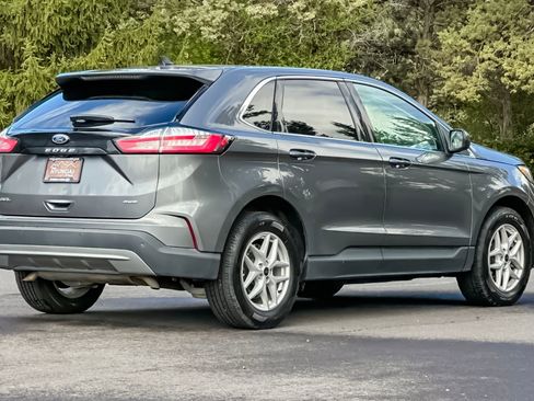 Used 2024 Ford Edge SEL AWD/4WD image 4