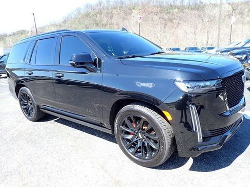 Used 2023 Cadillac Escalade Sport w/ Touring Package image 11