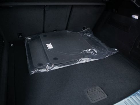 New 2026 Porsche Cayenne S image 32