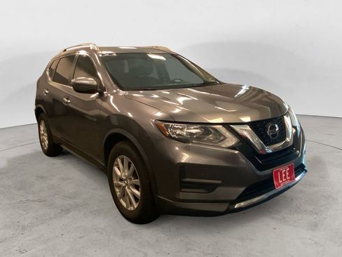 Used 2019 Nissan Rogue SV image 8