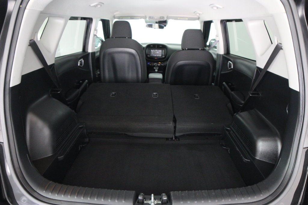Used 2021 Kia Soul S FWD image 33