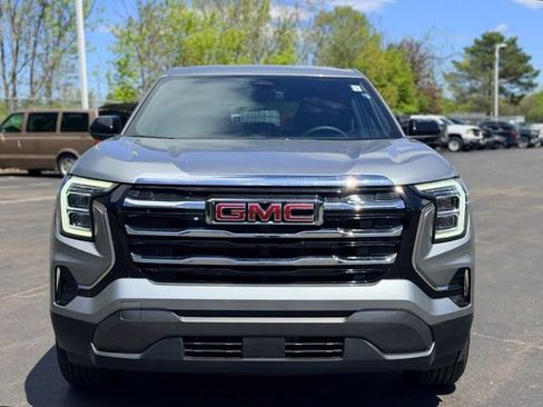 Used 2026 GMC Terrain Elevation FWD image 3
