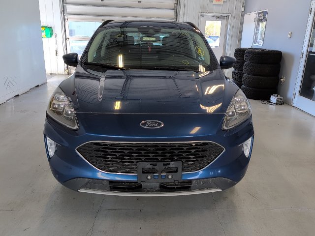 Certified 2022 Ford Escape Titanium AWD/4WD image 8