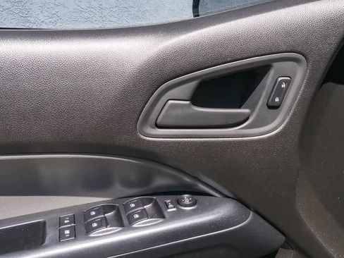 Used 2016 Chevrolet Colorado W/T w/ WT Convenience Package RWD image 19