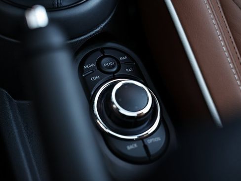 Used 2023 MINI Cooper S image 42