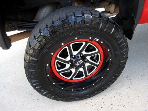 Used 2018 GMC Sierra 1500 SLT w/ SLT Premium Package image 38