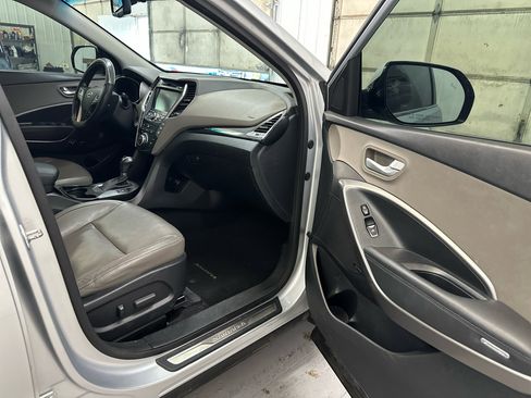 Used 2016 Hyundai Santa Fe Limited w/ Option Group 04 image 47