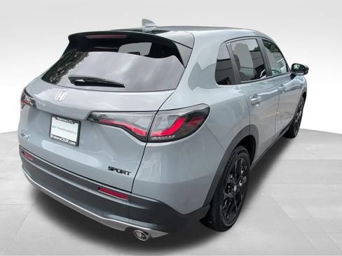 Used 2024 Honda HR-V Sport image 5