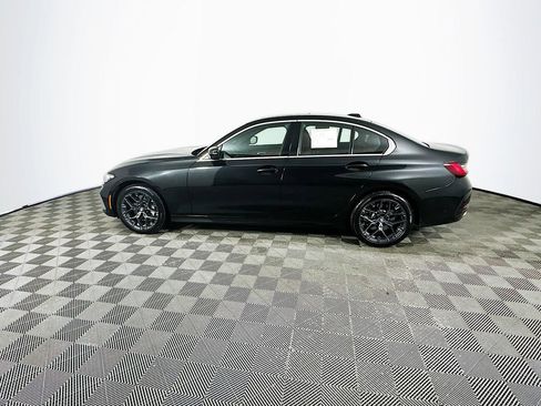 Used 2025 BMW 330i xDrive Sedan w/ Premium Package image 5
