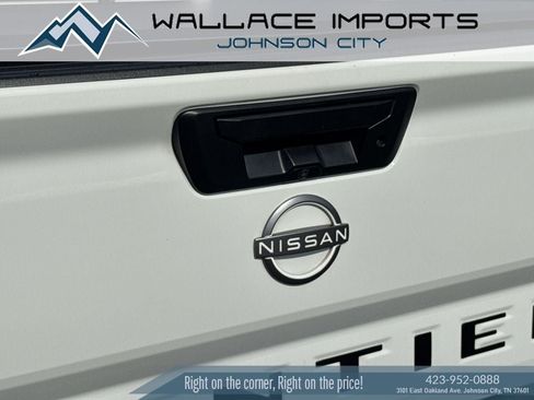 Used 2023 Nissan Frontier SV w/ Midnight Edition Package AWD/4WD image 10