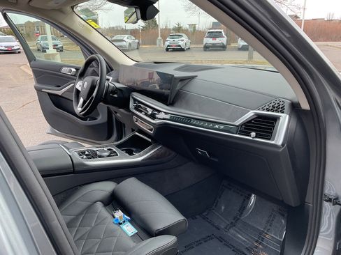 Used 2026 BMW X7 xDrive40i image 30