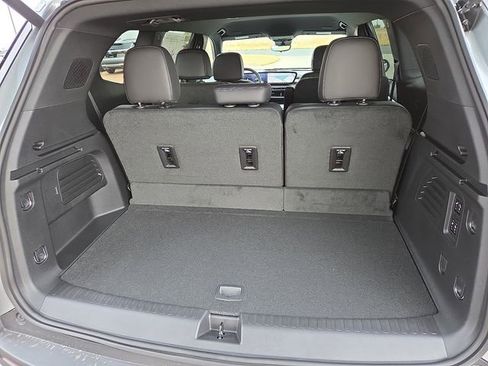 New 2026 Buick Enclave Preferred image 7