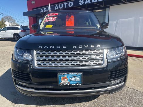 Used 2017 Land Rover Range Rover HSE image 16