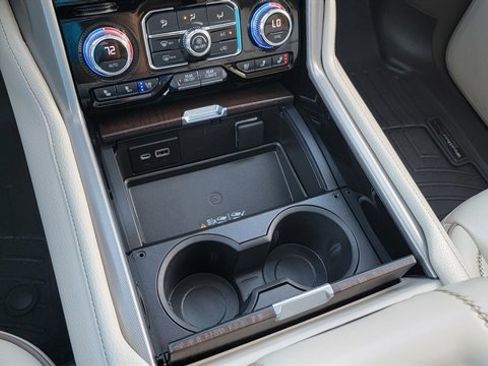 Used 2021 GMC Yukon XL Denali w/ Denali Premium Package image 36