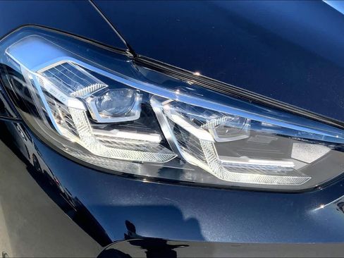 Used 2023 BMW X4 xDrive30i image 27