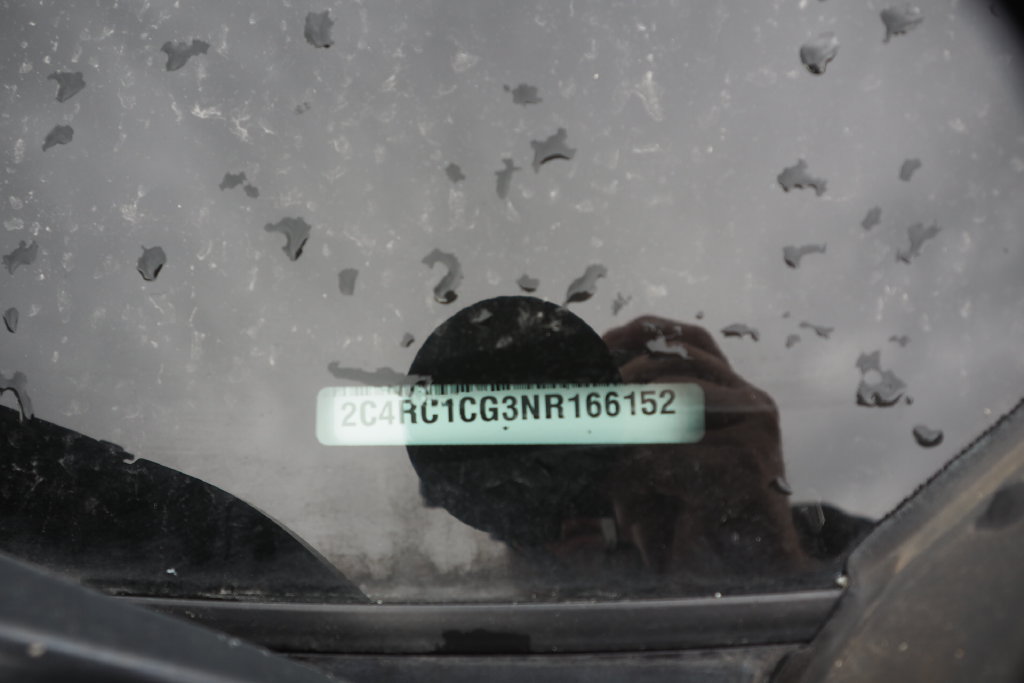 Used 2022 Chrysler Voyager LX FWD image 6