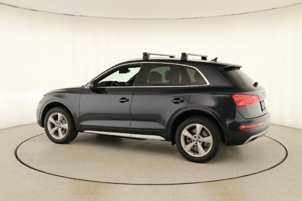 Used 2020 Audi Q5 2.0T Premium w/ Convenience Package AWD/4WD image 3