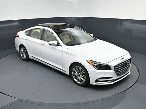 Used 2018 Genesis G80 3.8 w/ Option Group 03 image 1