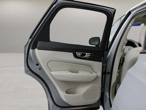 New 2025 Volvo XC60 T8 Ultra w/ Protection Package Premier image 30