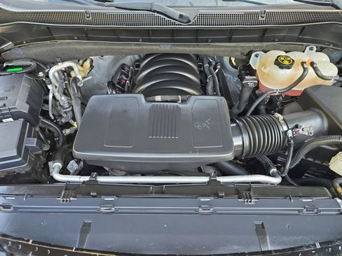 Used 2022 Chevrolet Tahoe LT w/ Luxury Package image 17