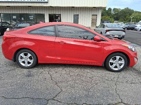 Used 2013 Hyundai Elantra image 13