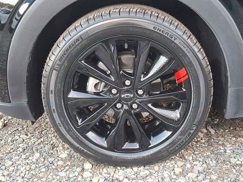 Certified 2023 Chevrolet Bolt EUV LT w/ Comfort Package image 32