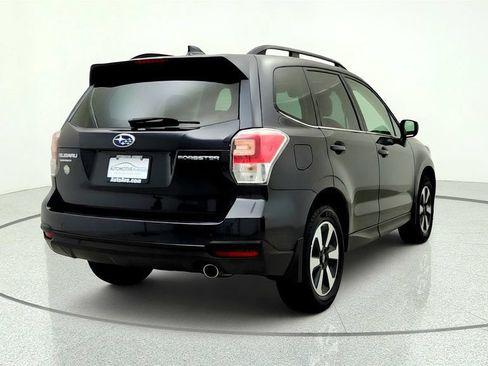 Used 2018 Subaru Forester 2.5i Limited AWD/4WD image 5