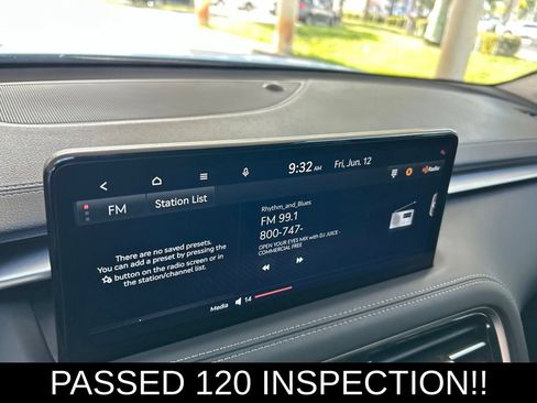Used 2026 Genesis G70 2.5T RWD image 9