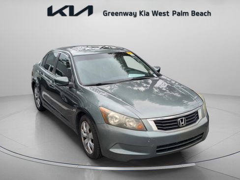 Used 2010 Honda Accord EX-L image 2