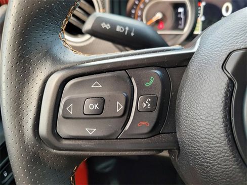 Used 2024 Jeep Gladiator Mojave w/ Convenience Group image 38