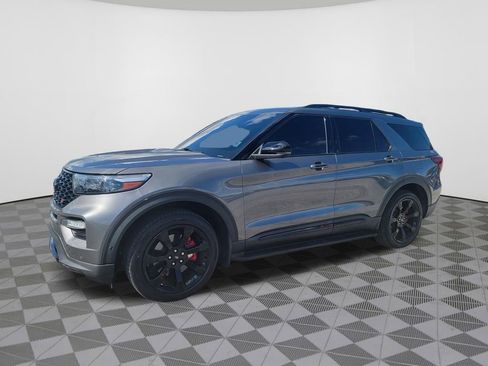 Used 2021 Ford Explorer ST w/ Equipment Group 401A AWD/4WD image 2