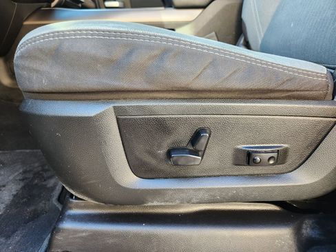 Used 2024 RAM 2500 Big Horn w/ Off Road Package image 29